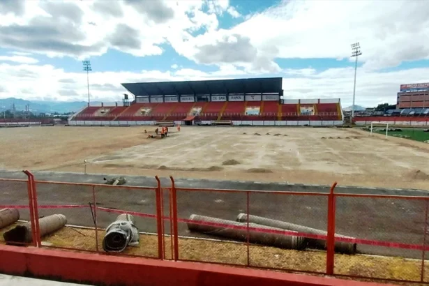 estadio héroes de san ramón Cajamarca abandonado